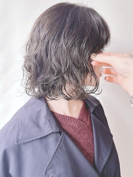 モリオフロムロンドン 原宿本店(morio from London) 【morio 原宿】ニュアンスボブパーマ　くるくる外国人風