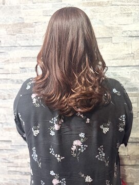 レッドラベンダー×ハイライト 前上がりロング