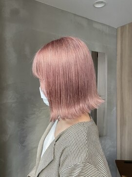 H .　【エイチ　ドット】 ペールピンク/ボブスタイル/銀座