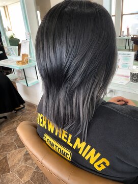 ヘアーディア みどり店(Hair...DiA) シルバーアッシュ