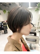ユニークバイケンジ 町田(unique KENJE) 透明感アッシュ×上品美シルエットショート K13