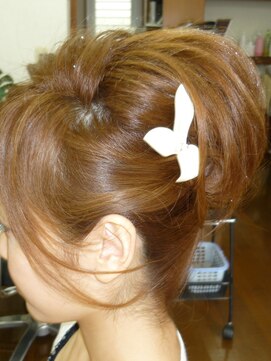 エイチワイヘアーデザイン(HY hair design) フルアップスタイル