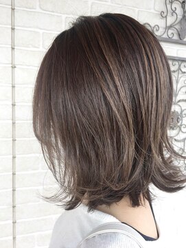 アボックス(abox) ルーズにかき上げ系外ハネ仕上げ