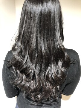 エル ヘアサロン なんば店(eL) LUXBE☆HIROSHI ナチュラルブラック オッジオット トキオ