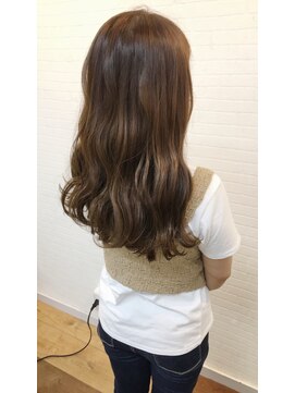 ルーチェソリーソ(Lucesorriso) コテ巻き風パーマ