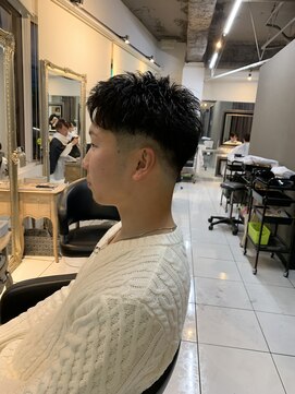 アイズ 海老名(AIZU) スウィングアップバング　ジェットモヒカン　フェードカット