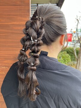 ラボア(La'BOA) 可愛さアップ！ツインポニーヘアアレンジ！