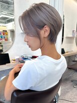 エルヘアメゾン(el. hair maison)&nbsp;ハンサムショートシルバーブリーチイルミナカラー