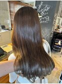 マロンベージュ　つや髪　レイヤーカット