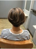 サイド刈り上げアシンメトリーショート