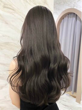 ロンド フィーユ(Lond fille) 大人上品な中華美女ワンホンヘア×ダークアッシュ