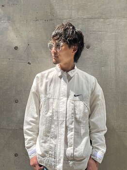 【難波駅徒歩1分】カット＋シャンプー￥3400！ 全席半個室×シャンプー台付で施術中の移動なし！