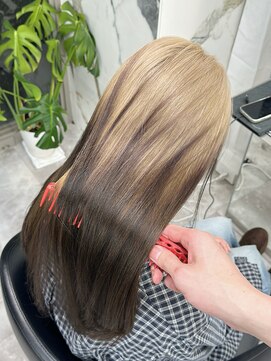 エトワール(ETOILE) ルーツカラー/ミルクティーベージュ/デザイン/ブリーチ