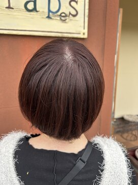 グラップス(Grapes) 暖色ショートボブ