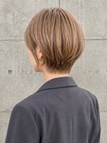 リトマス 二子玉川(litmus)&nbsp;シースルーバング　ショートボブ　ベリーショート　ブリーチ