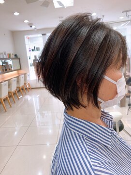 アッシュ 浜田山店(Ash) 大人可愛いショートカット