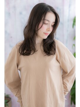 ヘアアンドビューティー ミック(Hair & Beauty miq) センターパートでアンニュイモード*無造作かきあげ前髪セミディa