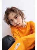 ANGELICA グランジ　センターパート　ショート　ミルクティ
