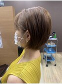 ショートボブ