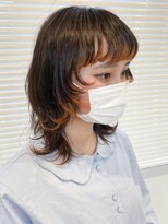 シイカ(sika.)&nbsp;毛先オレンジカラー×ウルフ