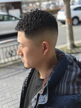 エルハウス(L house...) 【メンズ専門/理容室 】フェード スキンフェード