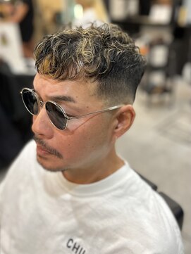 フランクスバーバーリザーブ 人形町店(FRANK’S BARBER RESERVE) CROPFADE y