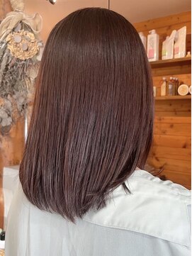 ビスクヘアデザイン(bisq hair design) ピンクブラウン 艶髪 髪質改善カラー 質感ストレート