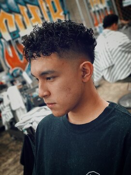 プレイヤーズ(PLAYERS) ベリーショートカーリー × フェード