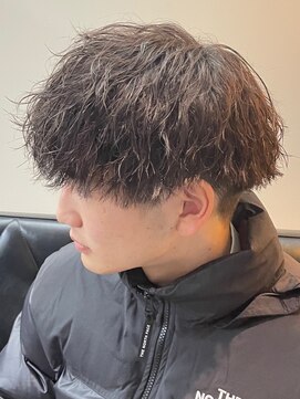 バース バイ ハピネス(BIRTH by happiness) 奈良men's縦落ちツイストスパイラルパーマ　刈り上げマッシュ