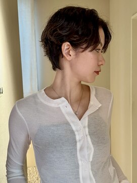 ノラギンザユー(NORA GINZA/U) ショートパーマ銀座メガネ女子丸みショート大人可愛い小顔カット