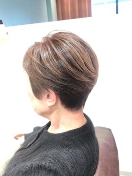 ヘアー グリーン(hair green) 40代50代60代/ハンサムショート/大人ショート