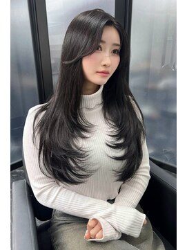 ランズ(LANDS) アッシュカラーザクザクレイヤーカット 【韓国ヘア 大阪 梅田】