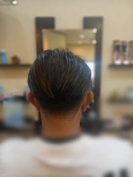 男&女のヘアーサロンF ツーブロックスタイル