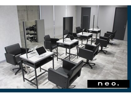 ネオ(neo.)の写真