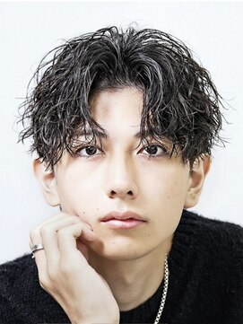 ゴールド 京都 三条(GOALD) 無造作センターパート