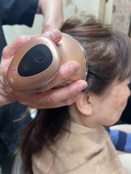 ジェイズ ヘアーの写真/こだわりの揉み感で癒しを。エイジング毛ケアとクイックスキャルプケアで輝く髪へ★