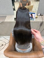 ミナミ(MINAMI)&nbsp;12. 暗髪ロング/縮毛矯正/艶髪ストレート/顔周り/前髪