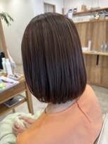 アン(an)&nbsp;髪質改善プラチナカラー×大人の艶髪ボブ