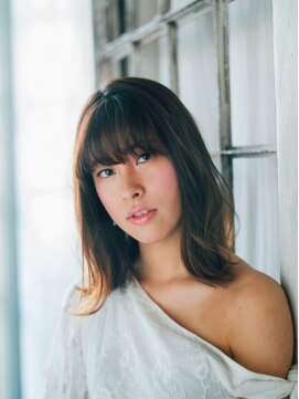 マンス ルージュ 博多店(Mince Rouge) 前髪アリの切りっぱなしボブ