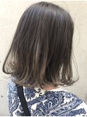切りっぱなし×グラデーションベージュ