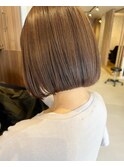 ミニボブ×グレージュ