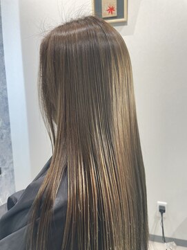 テテ(tete) オリーブベージュ