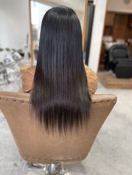 フツーロ 栄(FUTURO) ブルーブラック！！