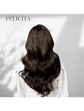 フェリシータ ミューズ(FELICITA musse) 【FELICITA】くすみカラー黒髪×ツヤさら巻き髪