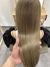 ヘアケアが強みのサロン！　数あるヘアケアのラインナップにも注目です！！！