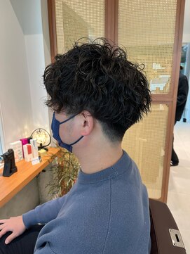 ヨリ(YoLi) メンズパーマ