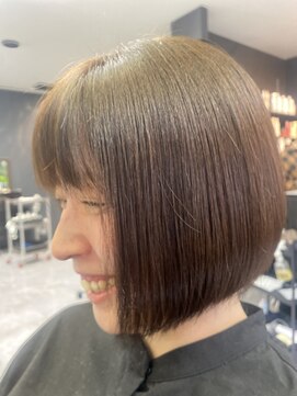 アローズ 久留米店(arose) 前下がりボブ