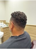 20代30代被らないあか抜け刈り上げ極道パーマ