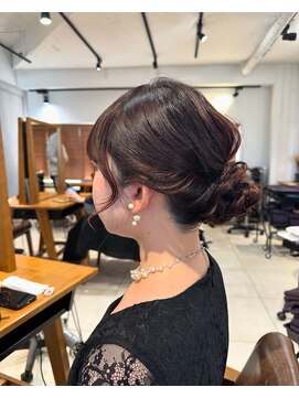 ガーデン ジングウマエ(GARDEN jingumae) 星華,黒髪,ボブルフ,ネビージュ,小顔,ワンレンd12