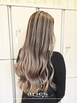 ヘアメイク アリエス 岩切店(HAIR MAKE aries)の写真/デザイン性抜群の艶感あふれるカラーが大人気◎最旬カラーでとびっきりのオシャレを楽しんで!